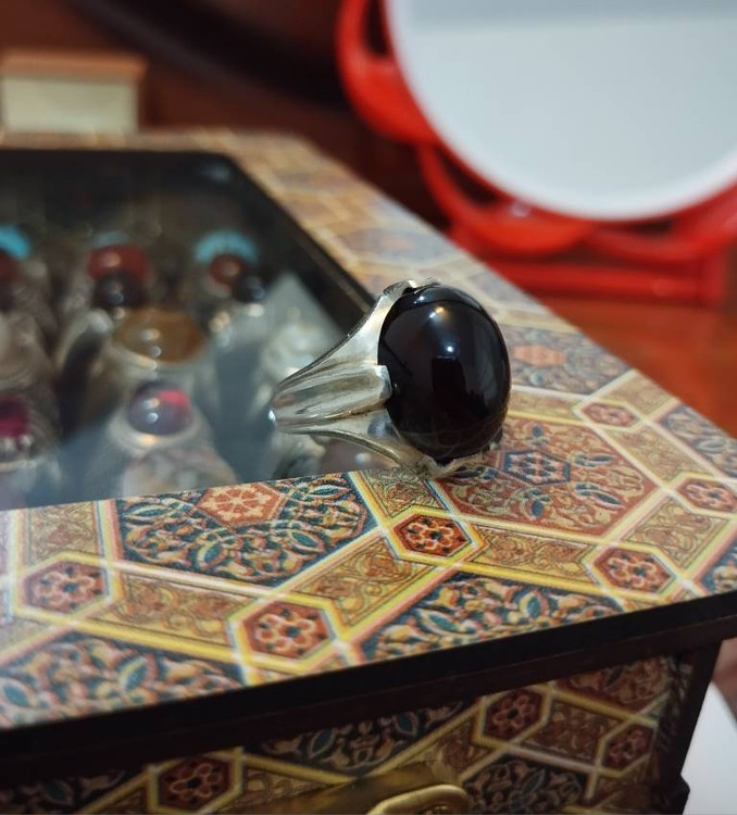 خرید عقیق جزع جذع یمنی و مشکی