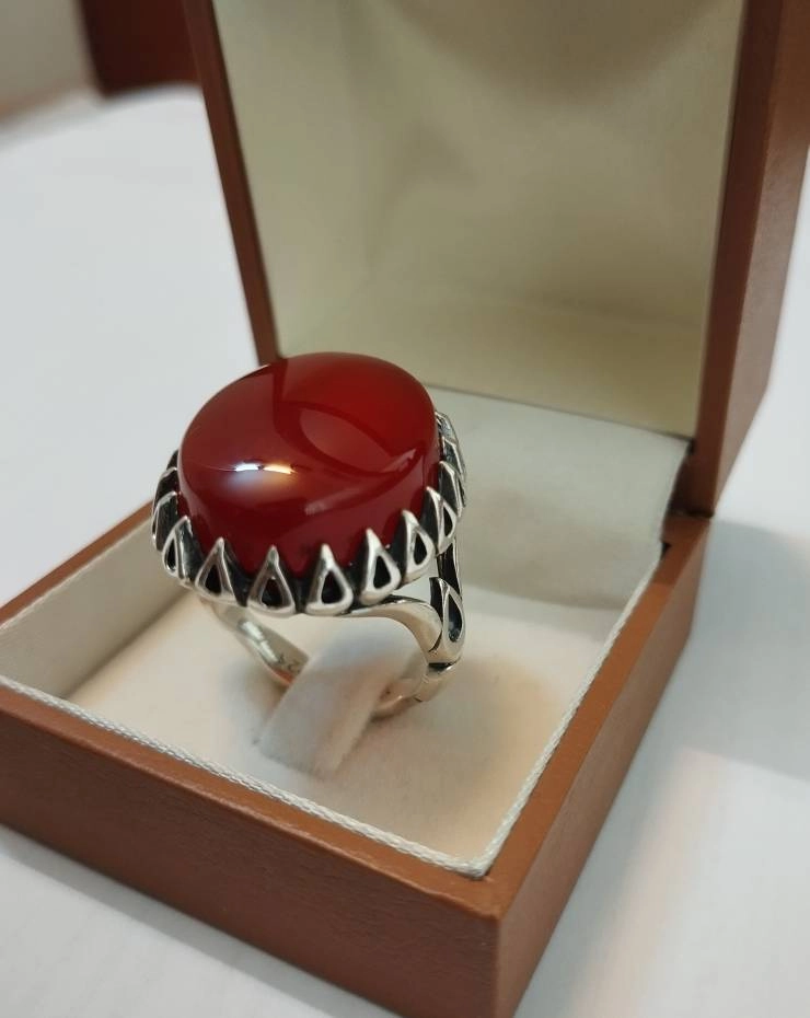 عقیق یمنی سرخ قواره درشت
