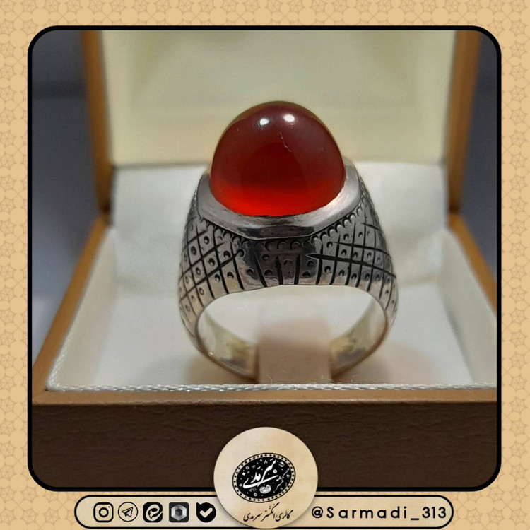 عقیق یمنی دورنگ کله قندی