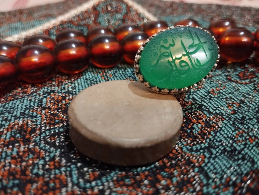 حکاکی دستی حضرت قاسم